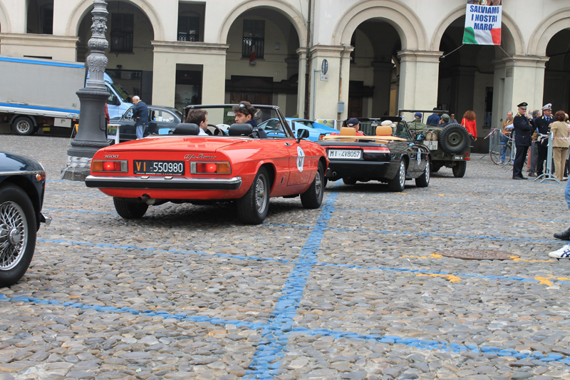 VETERAN CLUB IN PIAZZA